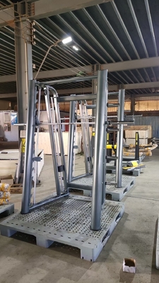 Sporttraining Multi Function Power Rack Smith Machine met katrolen systeem Gym Equippo