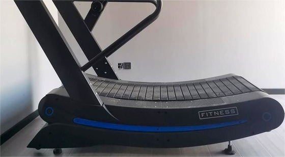 Q235 Commerciële sportschoolapparatuur Niet-gemotoriseerde luchtloper handmatige loopband Curve 165kg