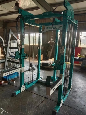 Stalen, op maat gemaakte, multifunctioneel Smith-machine-sportschoolapparatuur voor binnen met gewichtstapel