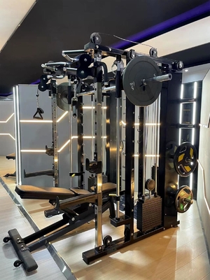 Staalbuis Q235 Functionele trainer All-in-One Smith machine voor uitgebreide fitness