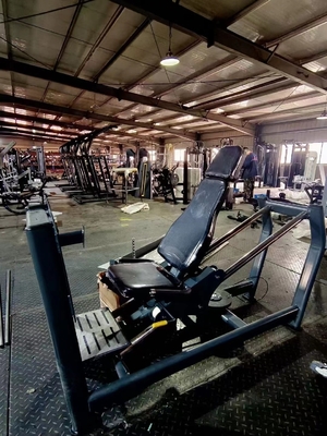 Professionele universele pin-beladen verstelbare zitjes Glutes Quads oefening been machine