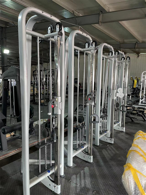 Commerciële sportschoolapparatuur Multi-station verstelbare kabelcrossovermachine met middelgrote laadmachine