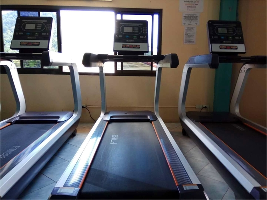 Gepersonaliseerd logo Cardio Training Home Treadmill voor trainings- en fitnessliefhebbers
