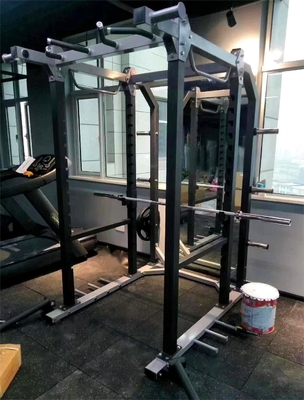 Home/Commerciële multifunctionele sportschool voor squat rack en full body krachttraining