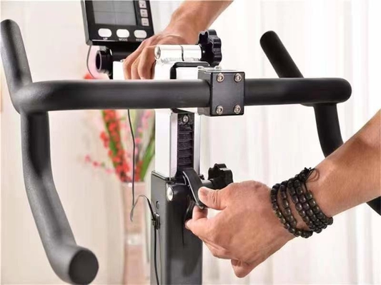 Nieuwste type 1200*610*1000 Luchtweerstand Stageoefening Verticale Spinning Airbike