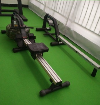 Effectieve Befreeman commerciële lucht roeimachine voor outdoor fitness 70kg 2240*610*508
