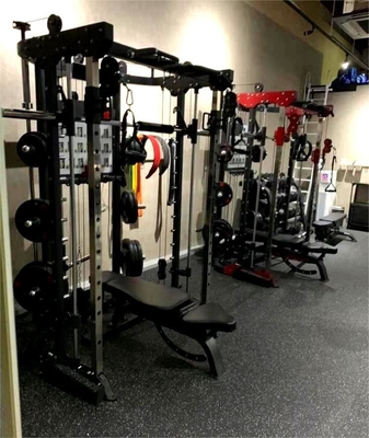 1730*2010*2230mm Fitnessruimte Commerciële Multi Trainer Squatting Rack Smith Machine Power Rack