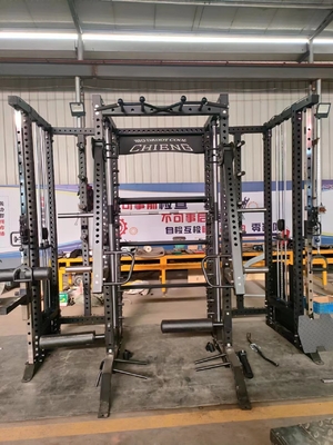 Multifunktioneel fitnessapparaat voor krachttraining Verstelbaar Smith en Squat Rack
