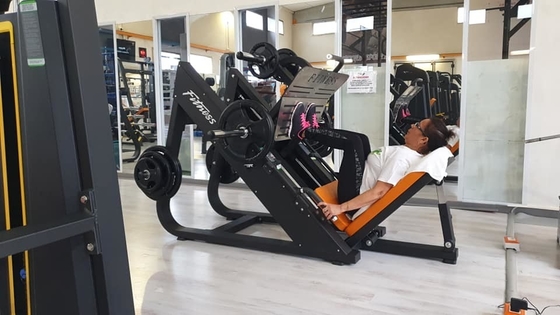 Commerciële krachttraining Leg Press Machine met middelmatige belasting en pin load selectie