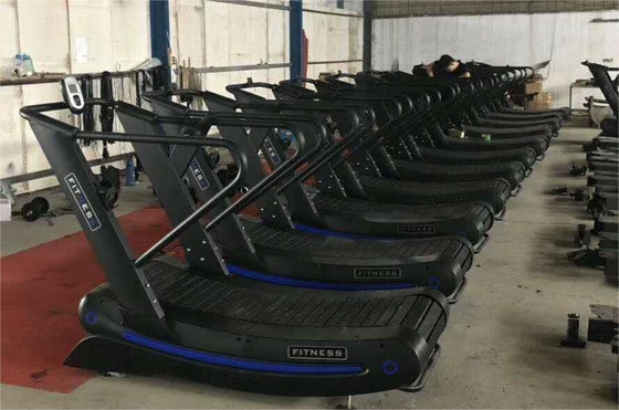 2000*900*1530mm Breedte 42-44cm Gekrompen handmatige loopband voor geruisloze zelfgeneratie
