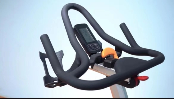 Indoor Cardio Training Spinning Bike Exercise Bike Twee laag elektrostatisch poedercoating