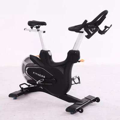 Tweelaagse elektrostatische poedercoating Indoor fietsen Spinning Bike met magnetische weerstand