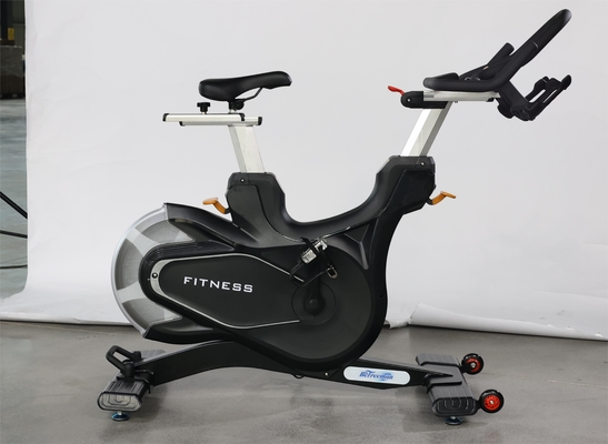 Tweelaagse elektrostatische poedercoating Indoor fietsen Spinning Bike met magnetische weerstand