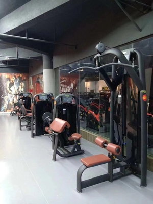 1400*850*1500 mm Universal Commercial Gym Equipment Pin geladen Krachttraining Buitendijk Abductor Machine