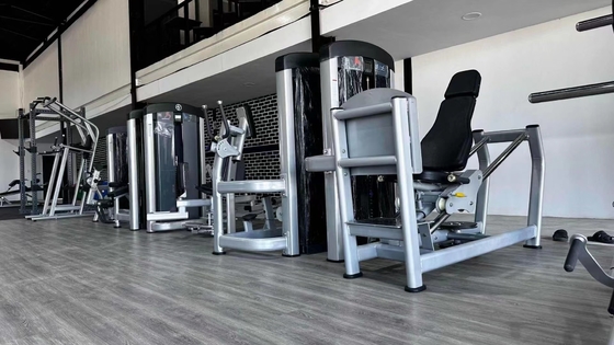 Commerciële sportschoolapparatuur Pinneloaded Outer Thigh Exercise Machine met verstelbare stoel