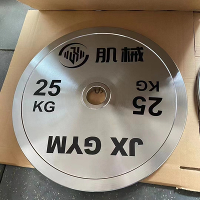 Krachttraining barbell met gewicht platen set en zilveren chroom plaat barbell set