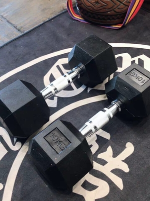 Metalen en rubberen fitnessapparatuur Hex halter met aangepaste kleur