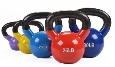 Kleurrijke poedergecoate gietijzeren kettlebell Een must-have voor fitnessliefhebbers met een unisex-achtige stijl