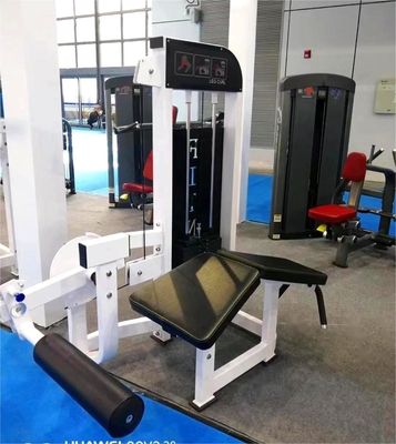 Fitnesskrachttrainingsmachines voor het selecteren van het gewicht van de pen voor het drukken van de benen en voor het krullen van de benen