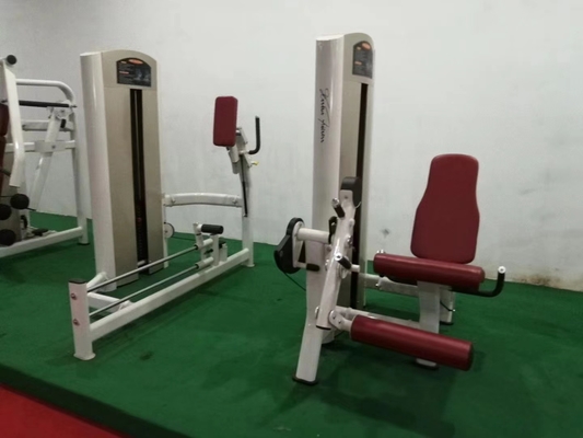1500*1300*1750mm Fitnessapparatuur Commerciële Pin Load Bodybuilding Trainer voor gym