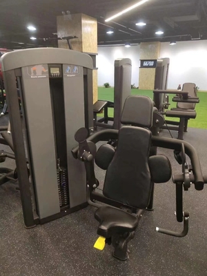 Commercieel fitnesscentrum Pin geladen zittende bicep curl machine met 80 kg gewicht stapel