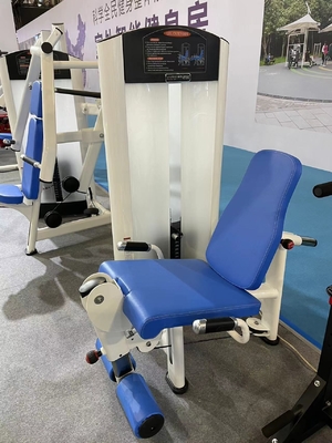 Verstelbare zittende beenverlengingsmachine voor quadriceps benenversterkende workouts