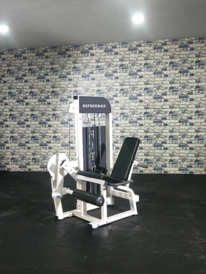 Commerciële fitnessapparatuur Gym Fitnessmachine Gezette beenpers Op maat gemaakte ontwerp