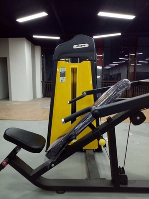 Commerciële sportschoolapparatuur Incline Chest Press met staalframe en op maat gemaakte ontwerp